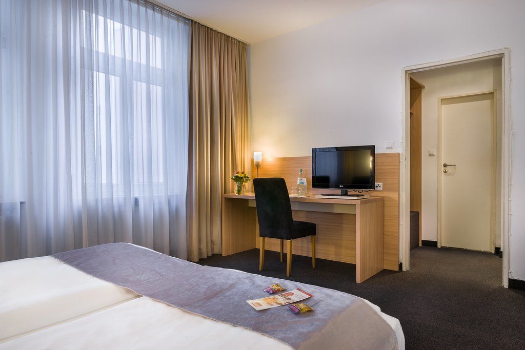 Continental Frankfurt 3*